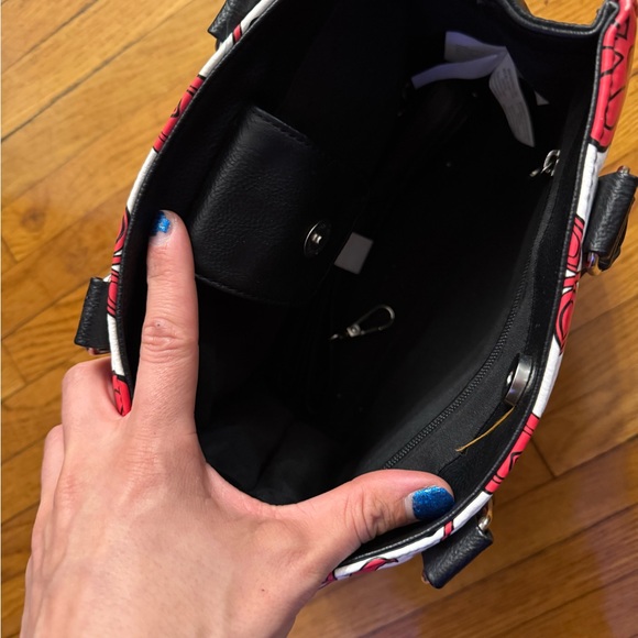 Snow White Purse - Picture 3 of 4